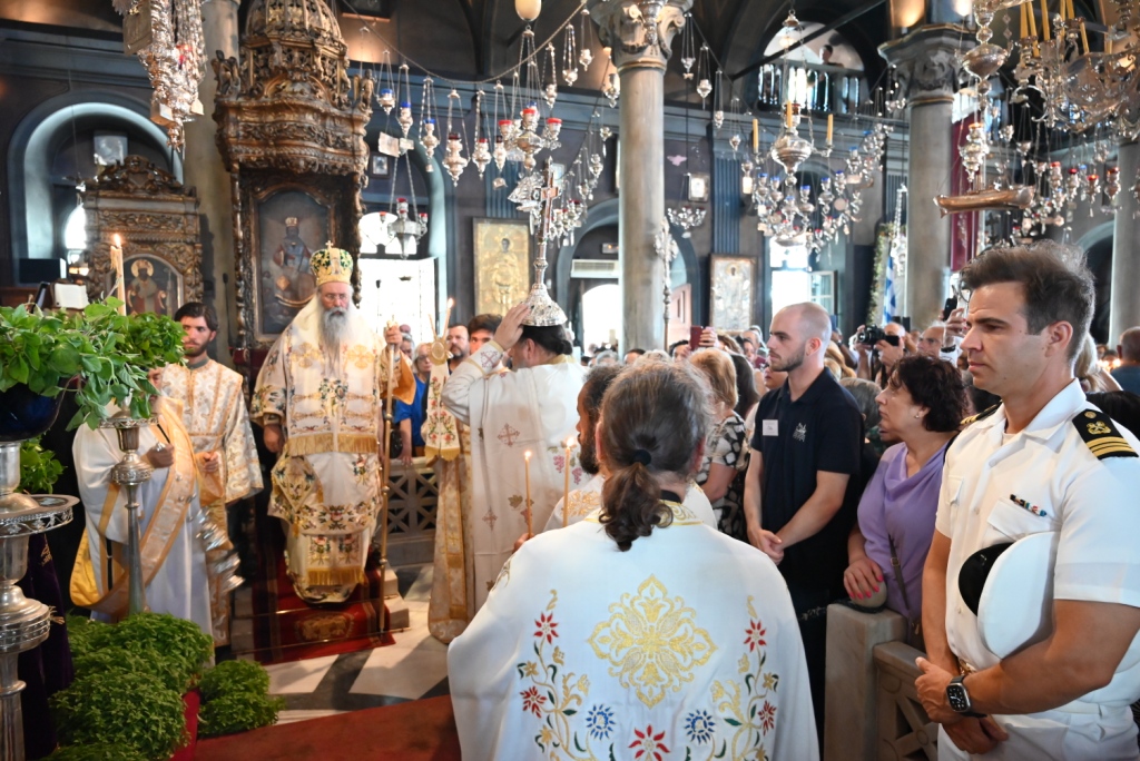 ΣΥΝΑΝΤΗΣΗ ΜΗΤΡΟΠΟΛΙΤΗ ΚΙΤΡΟΥΣ ΓΕΩΡΓΙΟΥ ΜΕ ΤΟΝ ΠΡΩΘΥΠΟΥΡΓΟ ΚΥΡΙΑΚΟ ΜΗΤΣΟΤΑΚΗ